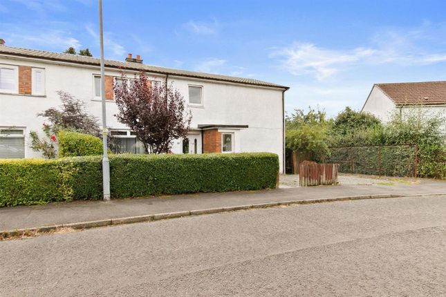 3 bedroom flat for sale