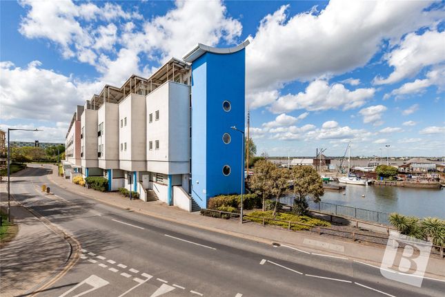 Venture Court, Canal Road, Gravesend... 2 bed apartment for sale