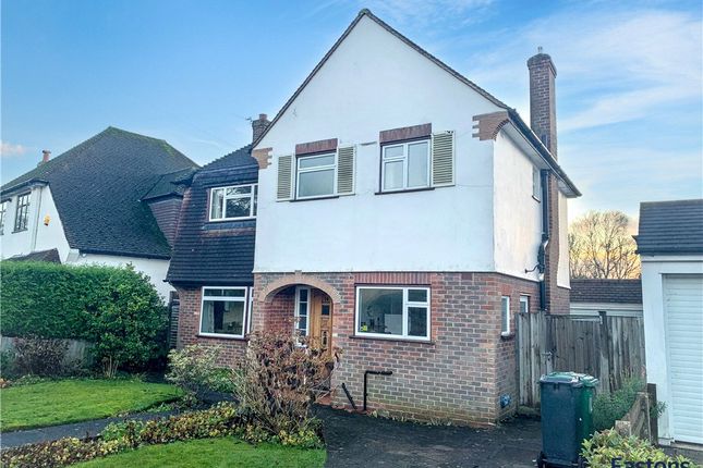 The Spinney, Surrey KT18 3 bed detached house for sale