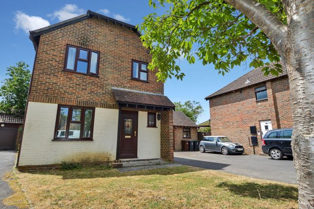 Ashbee Close, Snodland ME6 3 bed link detached house for sale