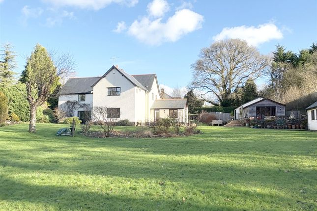 4 bed detached house