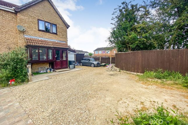 Meadow Close, Peterborough PE7 2 bed semi