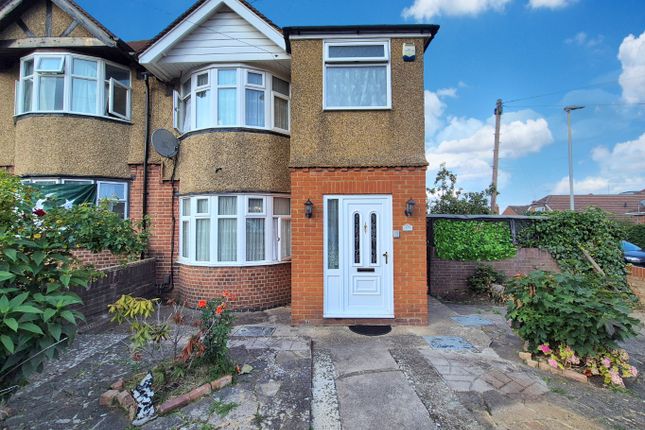 Stanford Road, Luton, Bedfordshire... 3 bed semi