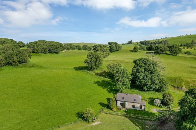 Builth Wells, Powys 2 bed detached house for sale