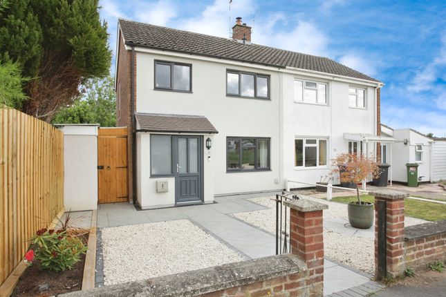 2 bedroom semi-detached house for sale