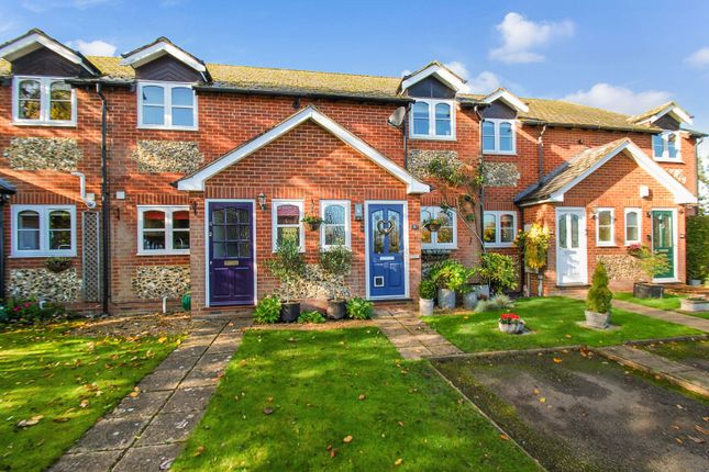 The Hill, Winchmore Hill... 2 bed terraced house for sale