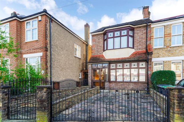 Norman Avenue, London N22 3 bed end of terrace house for sale