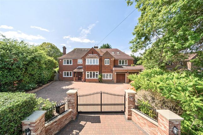 Woodham Road, Horsell, Surrey, GU21 5 bed detached house for sale