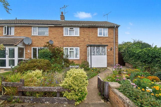 3 bed end terrace house