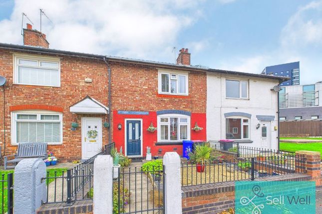 Lane End, Manchester M30 2 bed terraced house for sale