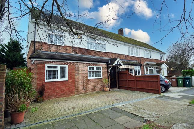 Saxon Road, Ashford TW15 3 bed house for sale