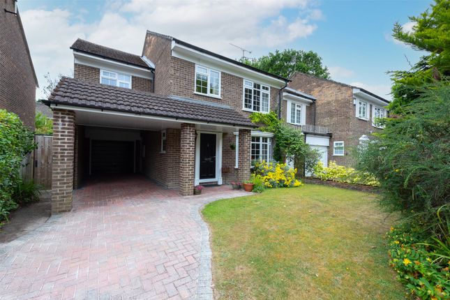 4 bed detached house