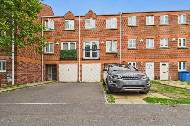 4 bedroom terraced house for sale