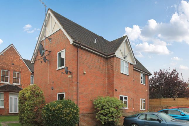 Kimbolton Avenue, Bedford 2 bed flat for sale