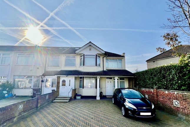 Francis Road, Hounslow TW4 6 bed end of terrace house for sale