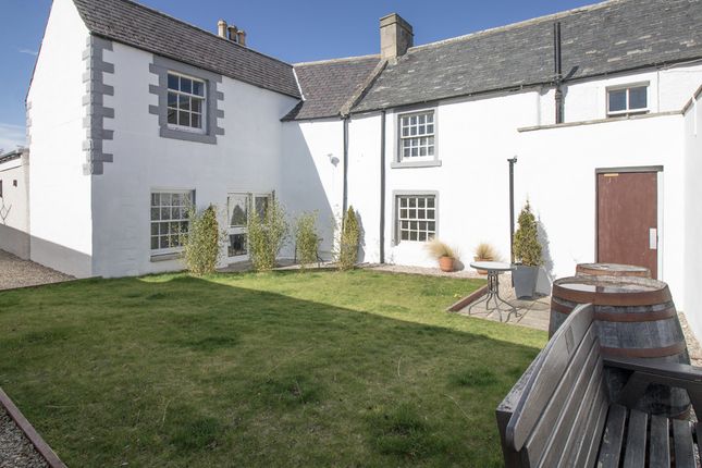 9 bed detached house