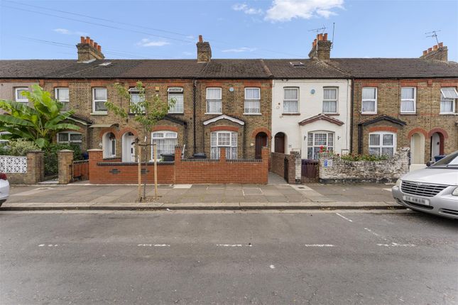 Inverness Road, Southall UB2 4 bed terraced house for sale
