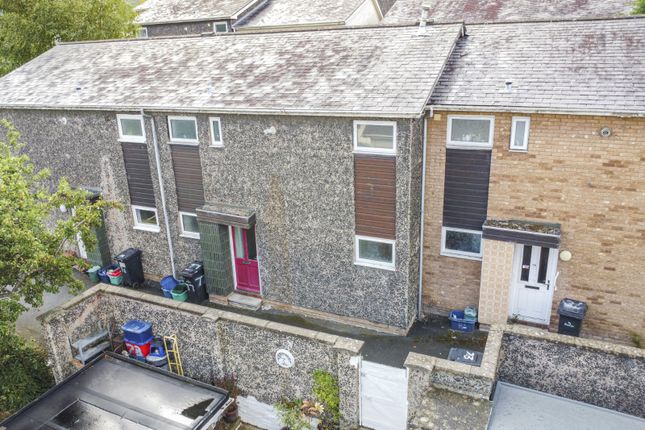 Cledan, Newtown, Powys, SY16 2 bed terraced house for sale