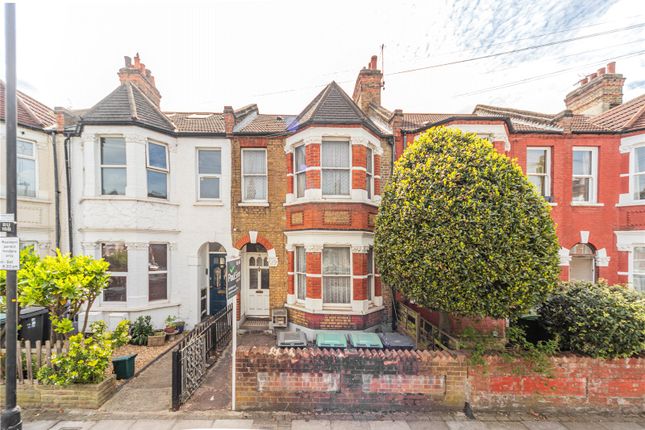 Rutland Gardens, London, N4 3 bed terraced house for sale