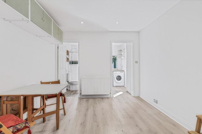 Cranston Road, London Studio for sale