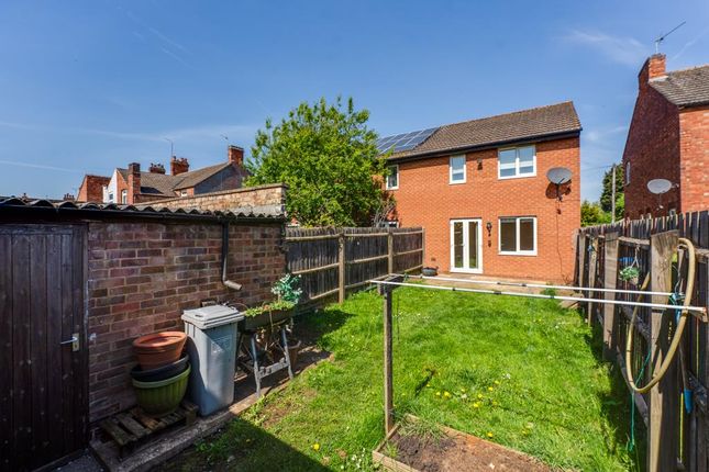 3 bed semi-detached house
