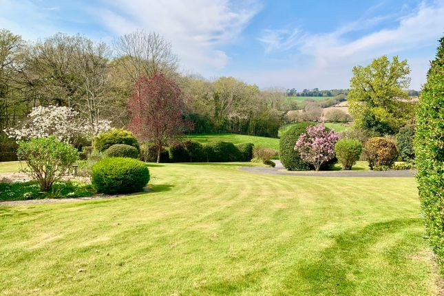 4 bedroom bungalow for sale