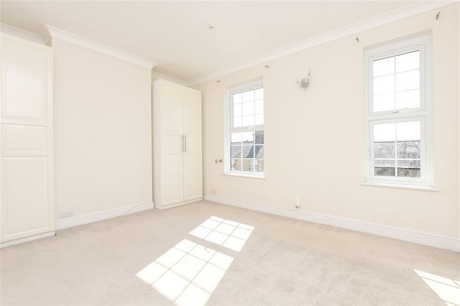 3 bed semi-detached house