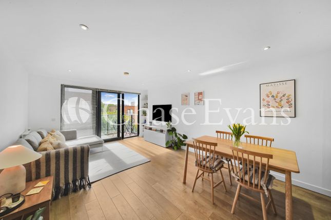 Chadwick Court, Jonzen Walk, Poplar... 2 bed flat for sale