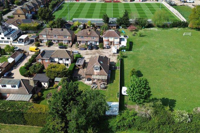 St Pinnock Avenue... 5 bed detached bungalow for sale