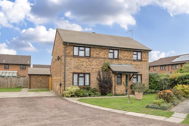 Caversfield,  Oxfordshire,  OX27 4 bed detached house for sale