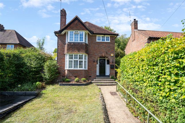 Station Road, Amersham... 3 bed detached house for sale