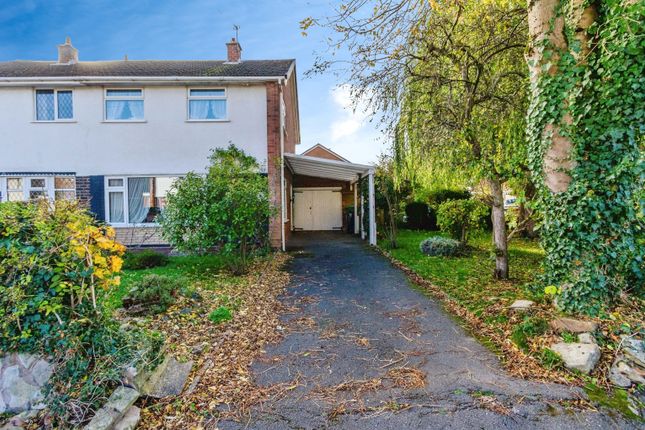 3 bed semi-detached house