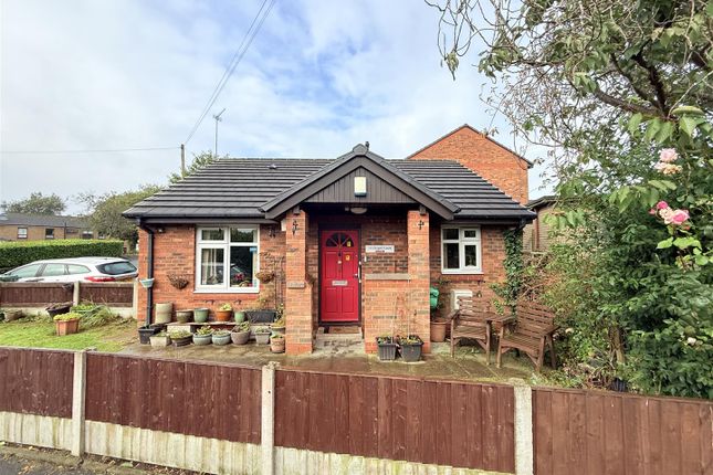 2 bed detached bungalow