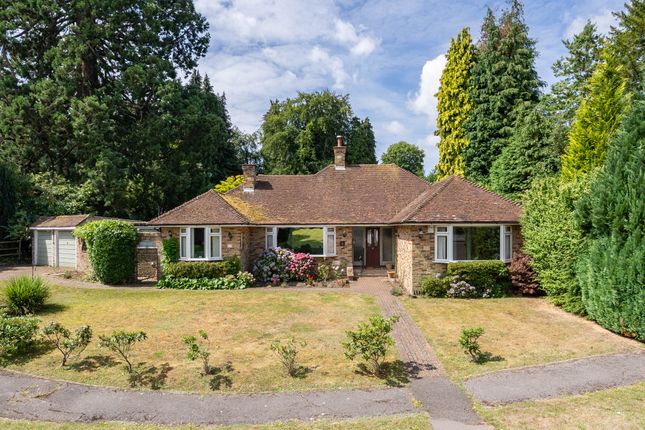 Broomfield Park, Westcott 3 bed detached bungalow for sale