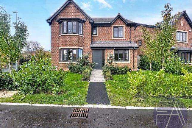 Scarisbrick Close, Lancashire PR9 4 bed detached house for sale