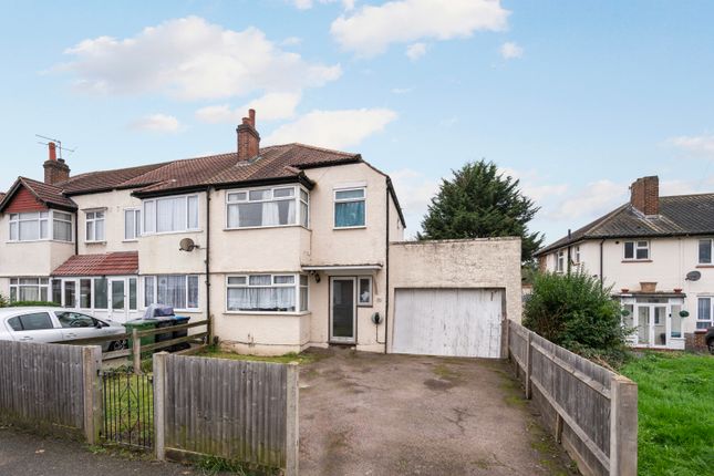 South Park Grove, New Malden KT3 3 bed semi
