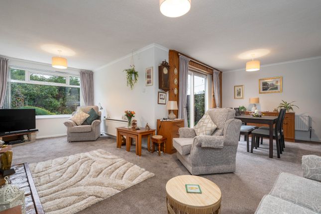 Marina Drive, Marple, Stockport... 3 bed semi