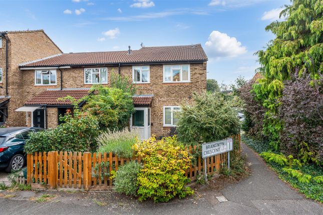 Brangwyn Crescent, Colliers Wood SW19 2 bed house for sale