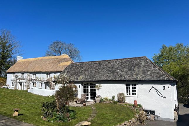 Roundswell, Barnstaple, Devon, EX31 5 bed detached house for sale