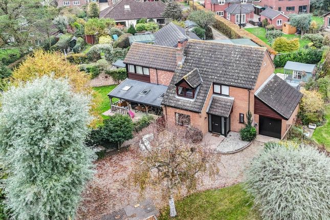 Bramble Way, Poringland, Norwich 4 bed detached house for sale