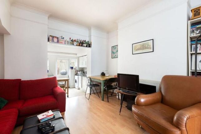 Caedmon Road, London, N7 4 bed house for sale