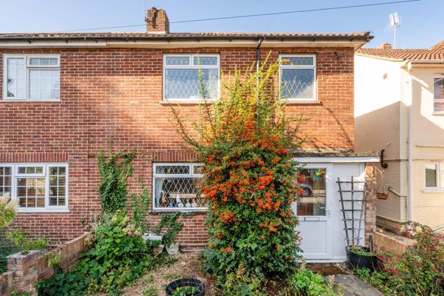 Mill Farm Crescent, Hounslow, TW4 3 bed semi