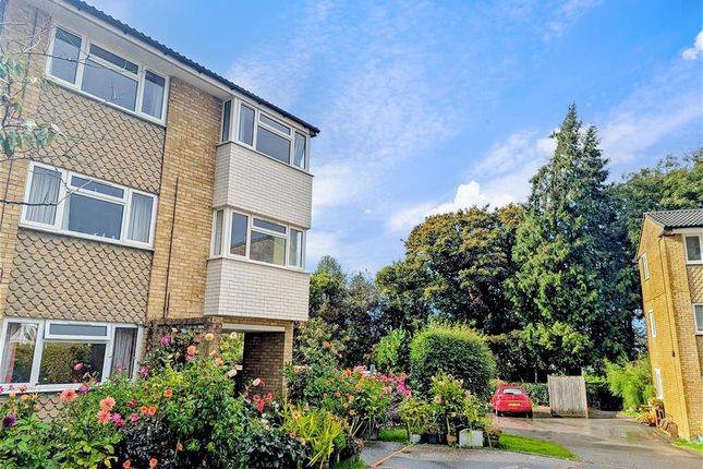 1 bedroom ground floor flat for sale