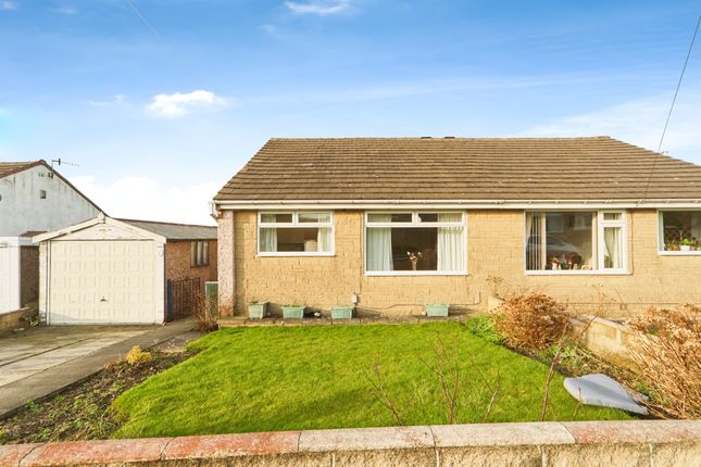 2 bedroom semi-detached bungalow for sale