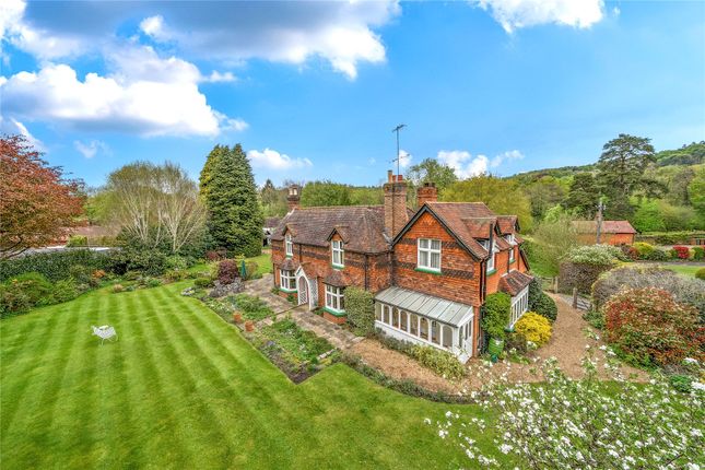 Blacksmith Lane, Chilworth... 4 bed detached house for sale