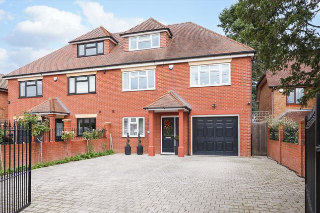 6 bedroom semi-detached house for sale