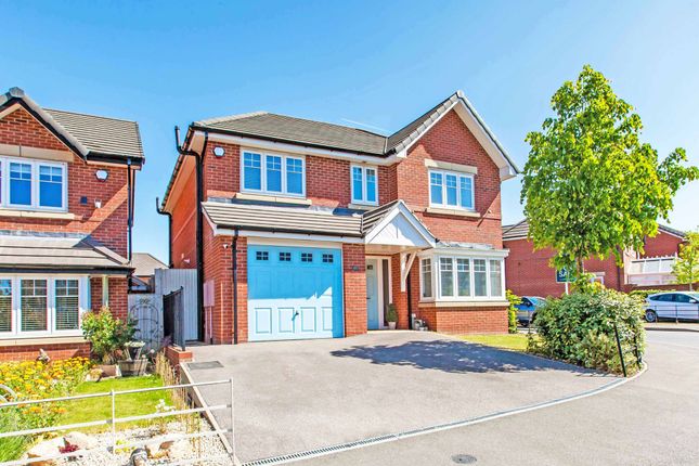 4 bed detached house