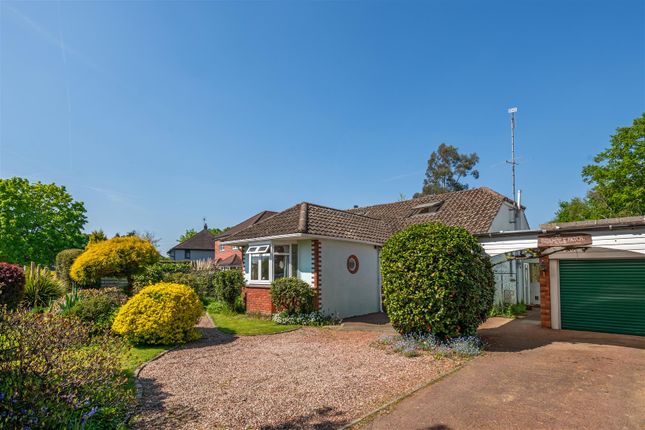 Weatherhill Road, Smallfield, Horley 4 bed detached bungalow for sale