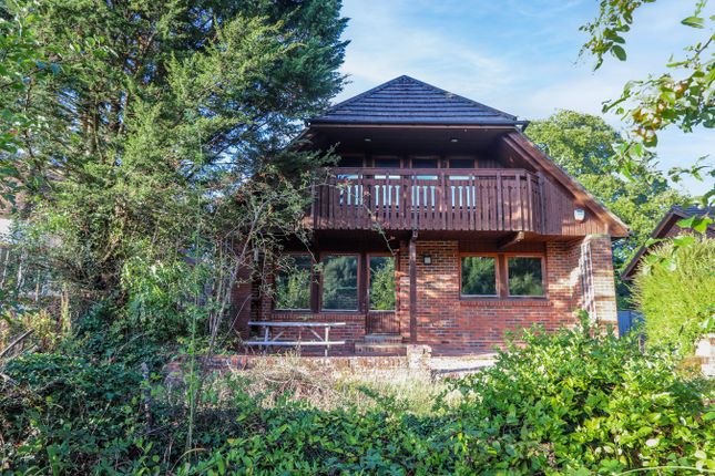 The Glade, Hailsham, BN27 4 bed detached house for sale