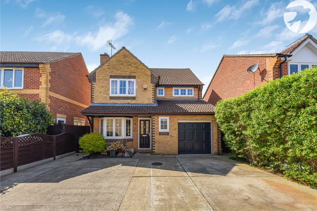Bullivant Close, Greenhithe, Kent, DA9 4 bed detached house for sale
